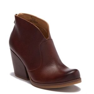 KORKS Gemini Leather Booties, sz7.5, NIB!